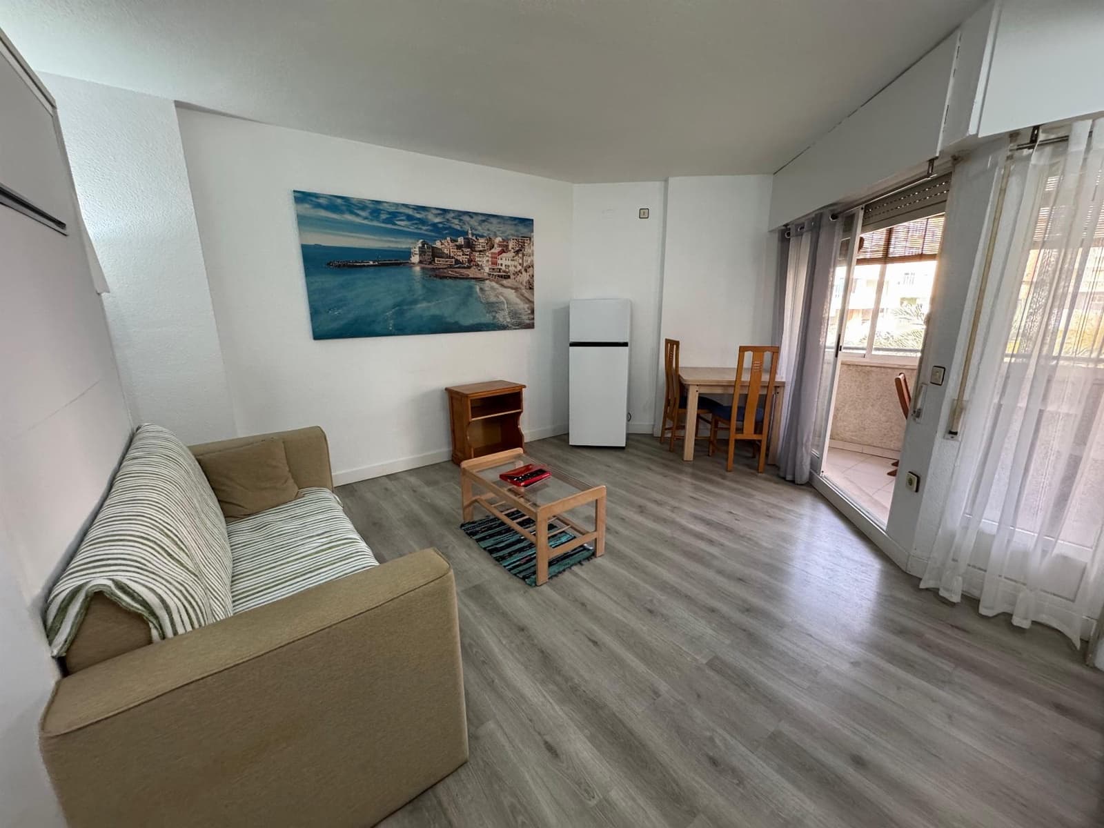 Apartment for sale in Torrevieja with pool - € 99,500 (Ref: 9906938)