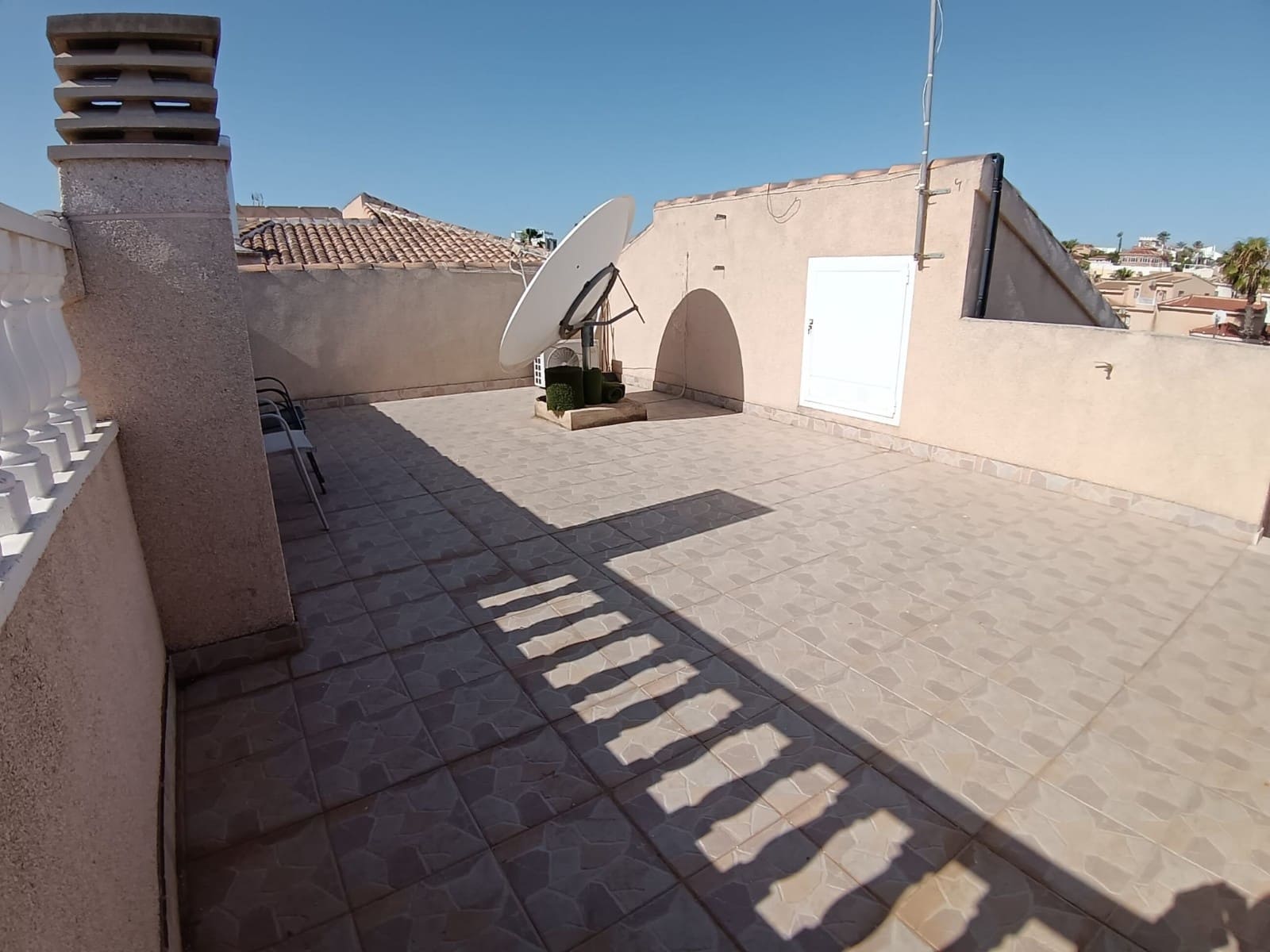 Chalet de 3 habitaciones en Ciudad Quesada en venta con piscina - 279.950 € (Ref: 9918796)