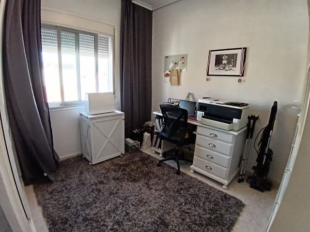 Chalet de 3 habitaciones en Ciudad Quesada, Rojales en venta con piscina - 279.950 € (Ref: 9918796)