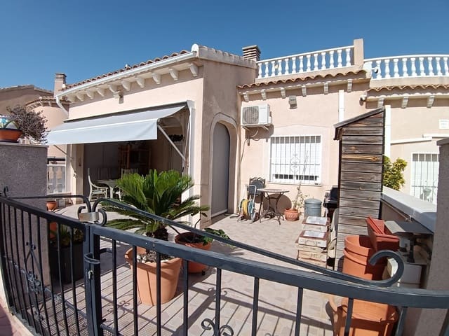Chalet de 3 habitaciones en Ciudad Quesada, Rojales en venta con piscina - 279.950 € (Ref: 9918796)