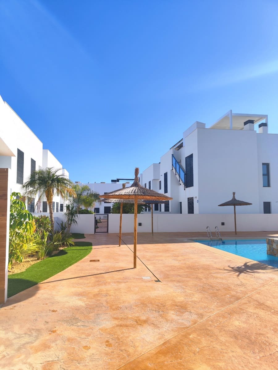Apartamento de 2 habitaciones en El Mojon en venta con piscina garaje - 319.500 € (Ref: 9931290)