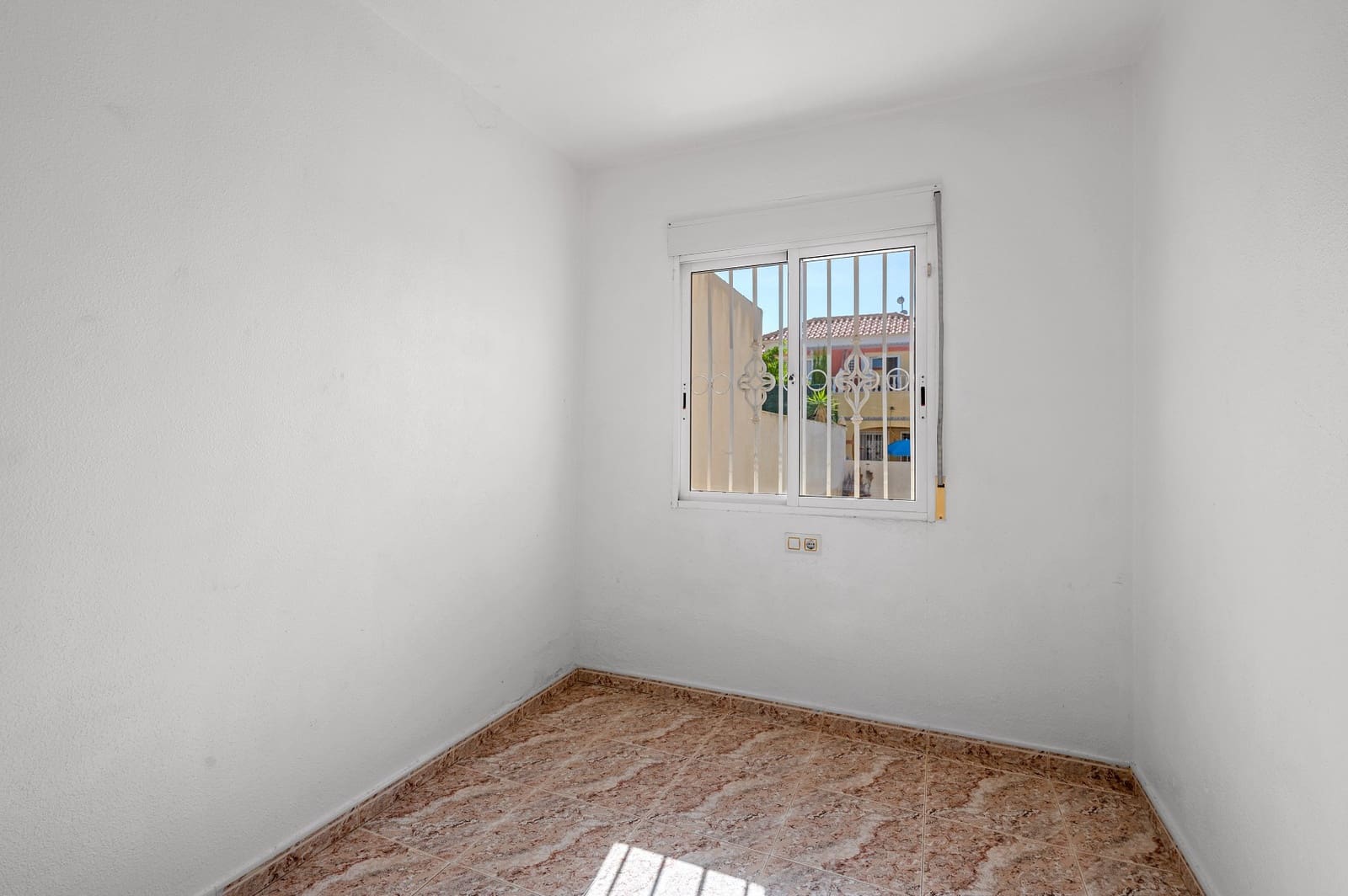 3 quarto Casa em Banda para venda em Filipinas com piscina - 189 000 € (Ref: 9933693)
