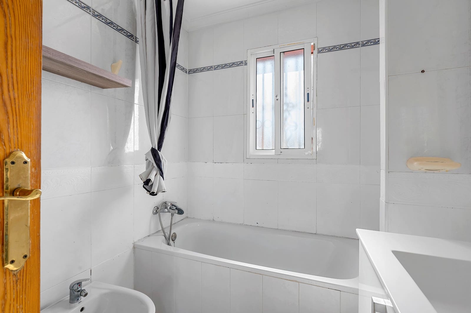 3 quarto Casa em Banda para venda em Filipinas com piscina - 189 000 € (Ref: 9933693)