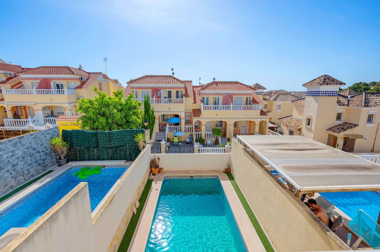 3 quarto Casa em Banda para venda em Filipinas com piscina - 189 000 € (Ref: 9933693)