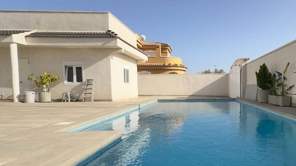 4 camera da letto Villa in vendita in Lo Pepin con piscina - 460.000 € (Rif: 9934827)