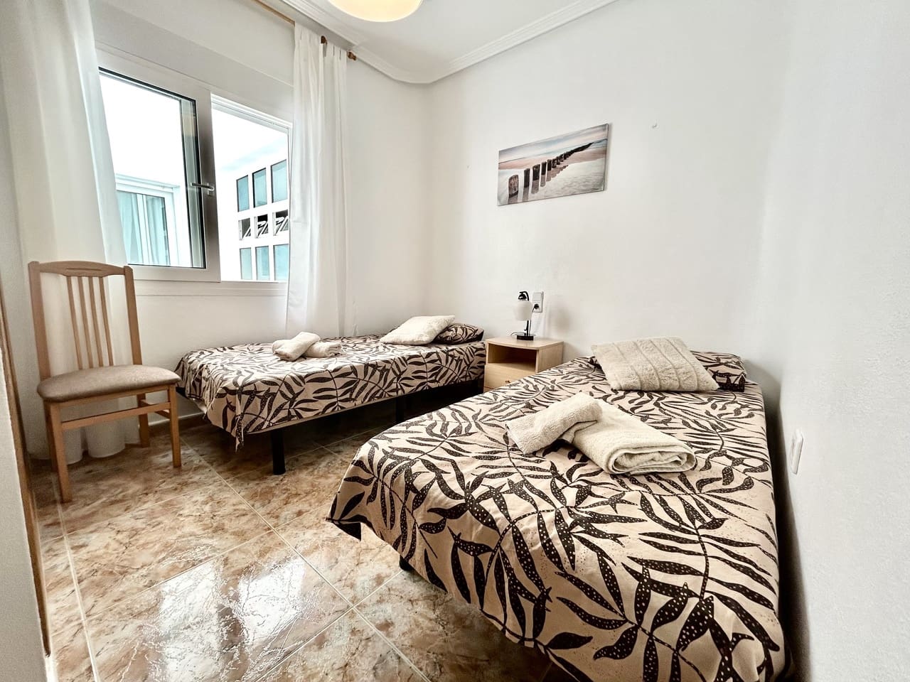 2 Zimmer Apartment zu verkaufen in Cabo Roig mit Pool Garage - 230.000 € (Ref: 9935500)