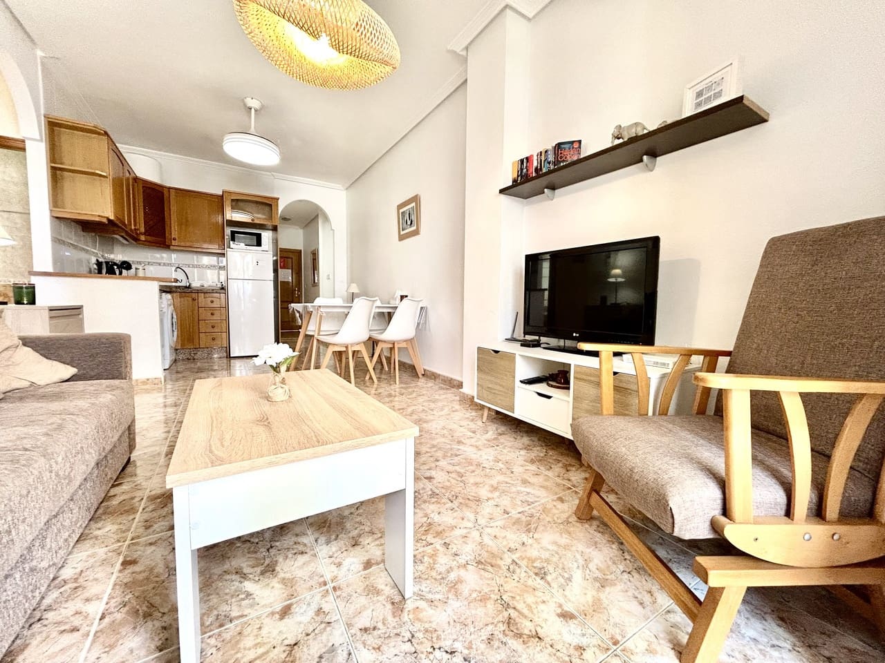 2 Zimmer Apartment zu verkaufen in Cabo Roig mit Pool Garage - 230.000 € (Ref: 9935500)