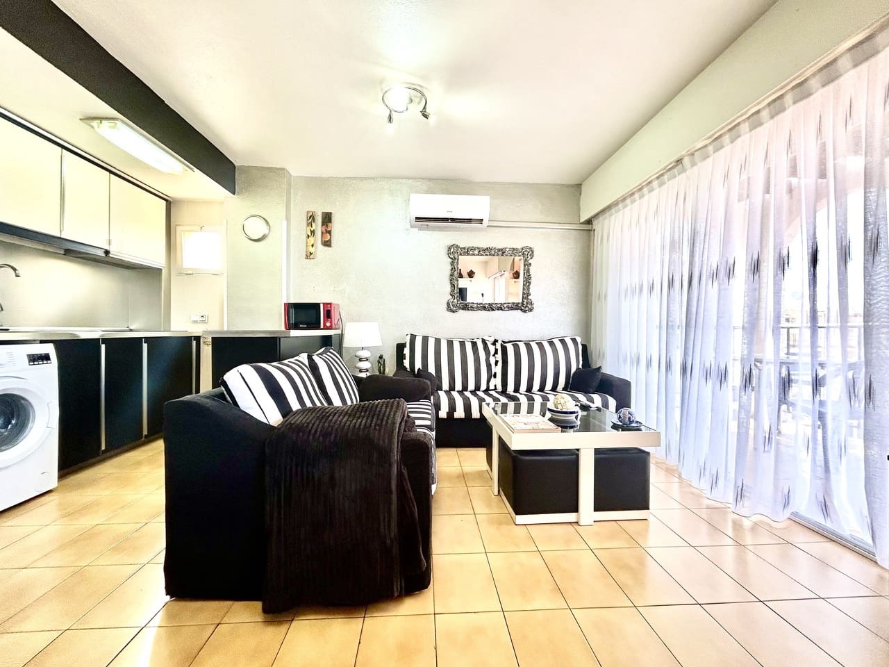 1 quarto Apartamento para venda em Torrevieja - 159 900 € (Ref: 9935501)