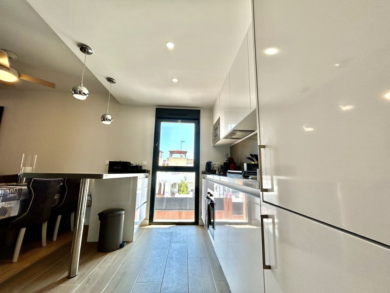 2 sypialnia Apartament na sprzedaż w Villamartin z basenem garażem - 260 000 € (Ref: 9939330)