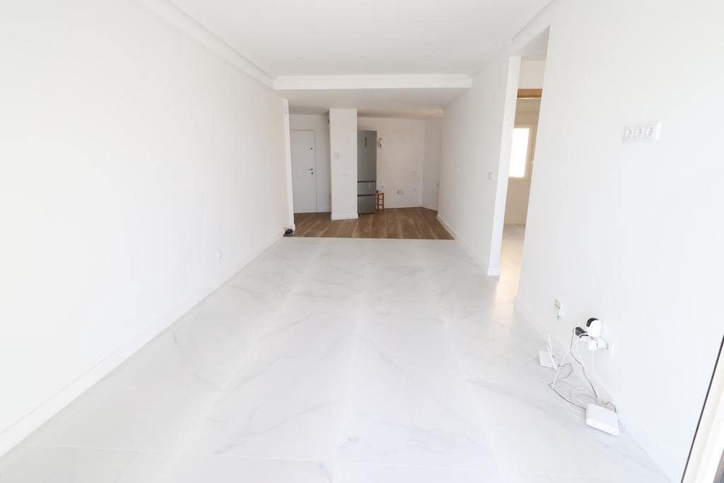 2 Zimmer Apartment zu verkaufen in Cabo Roig mit Garage - 239.000 € (Ref: 9943931)