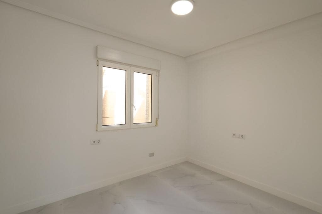 2 Zimmer Apartment zu verkaufen in Cabo Roig mit Garage - 239.000 € (Ref: 9943931)