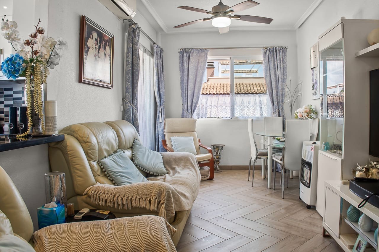 2 slaapkamer Appartement te koop in Algorfa met zwembad - € 135.000 (Ref: 9946958)