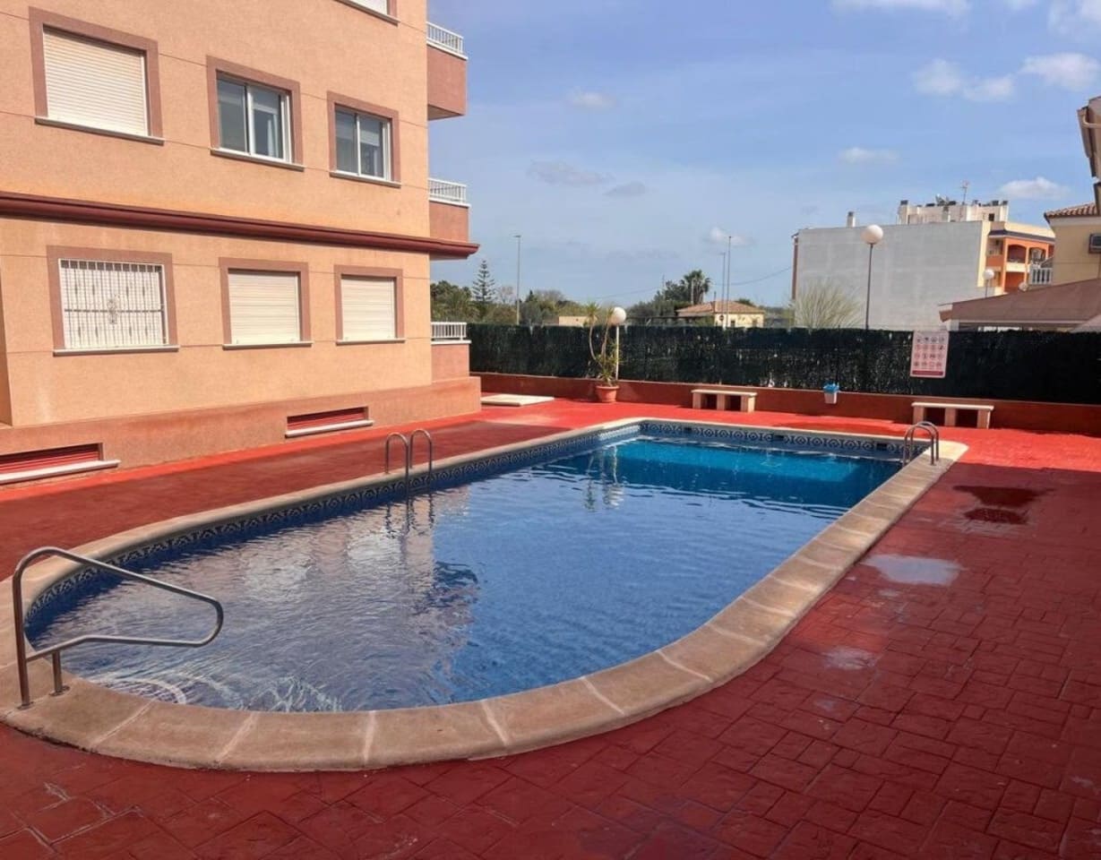 2 slaapkamer Appartement te koop in Algorfa met zwembad - € 135.000 (Ref: 9946958)