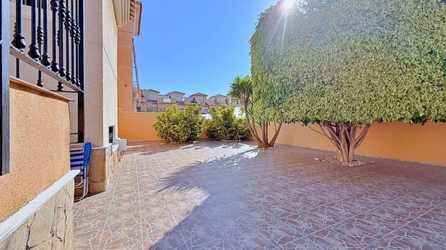 4 chambre Villa/Maison à vendre à Los Balcones - Los Altos, Orihuela avec garage - 379 000 € (Ref: 9952053)