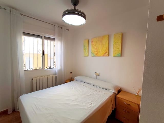 6 soveværelse Byhus til salg i Los Altos med swimmingpool garage - € 280.000 (Ref: 9953712)