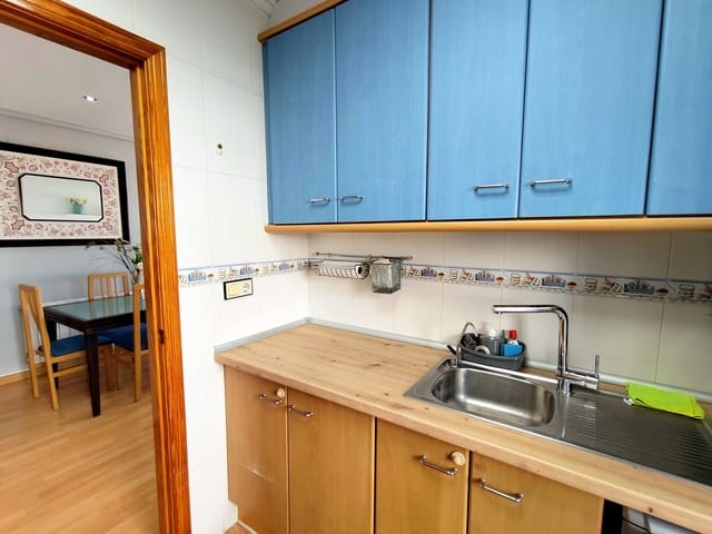 6 soveværelse Byhus til salg i Los Altos med swimmingpool garage - € 280.000 (Ref: 9953712)
