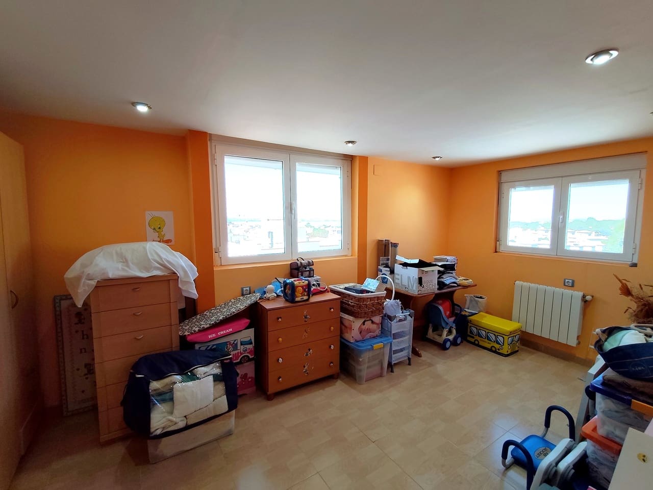 6 soveværelse Byhus til salg i Los Altos med swimmingpool garage - € 280.000 (Ref: 9953712)