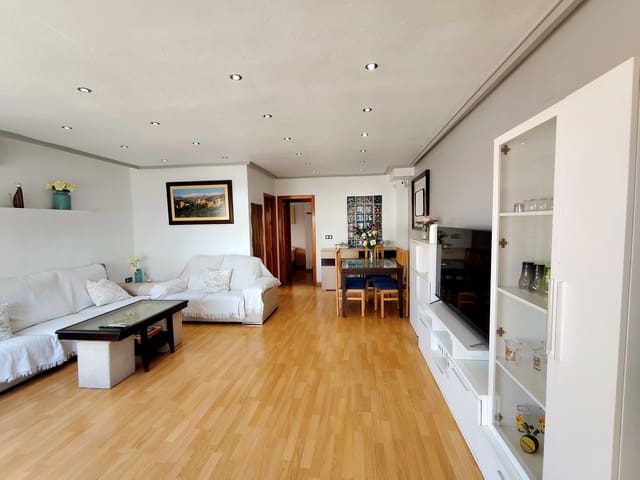 6 soveværelse Byhus til salg i Los Altos med swimmingpool garage - € 280.000 (Ref: 9953712)