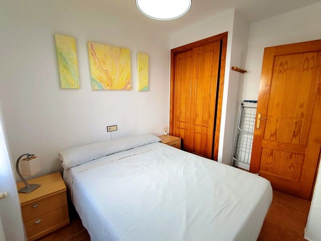 6 soveværelse Byhus til salg i Los Altos med swimmingpool garage - € 280.000 (Ref: 9953712)