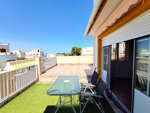 6 soveværelse Byhus til salg i Los Altos med swimmingpool garage - € 280.000 (Ref: 9953712)