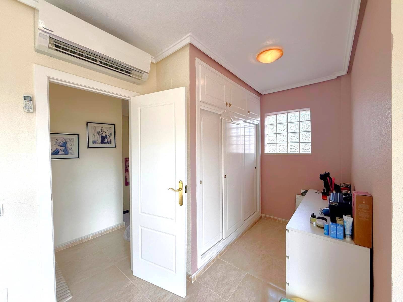 3 camera da letto Villa in vendita in Villamartin con piscina - 339.000 € (Rif: 9961984)