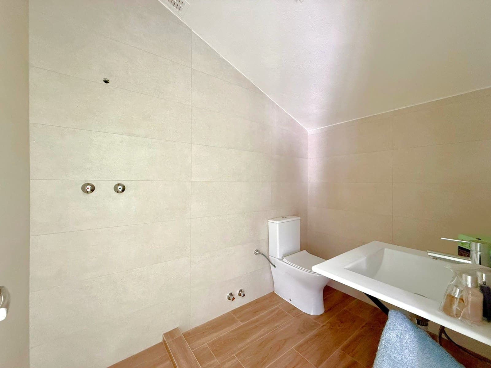 3 soveværelse Byhus til salg i Villamartin med swimmingpool - € 265.000 (Ref: 9961985)