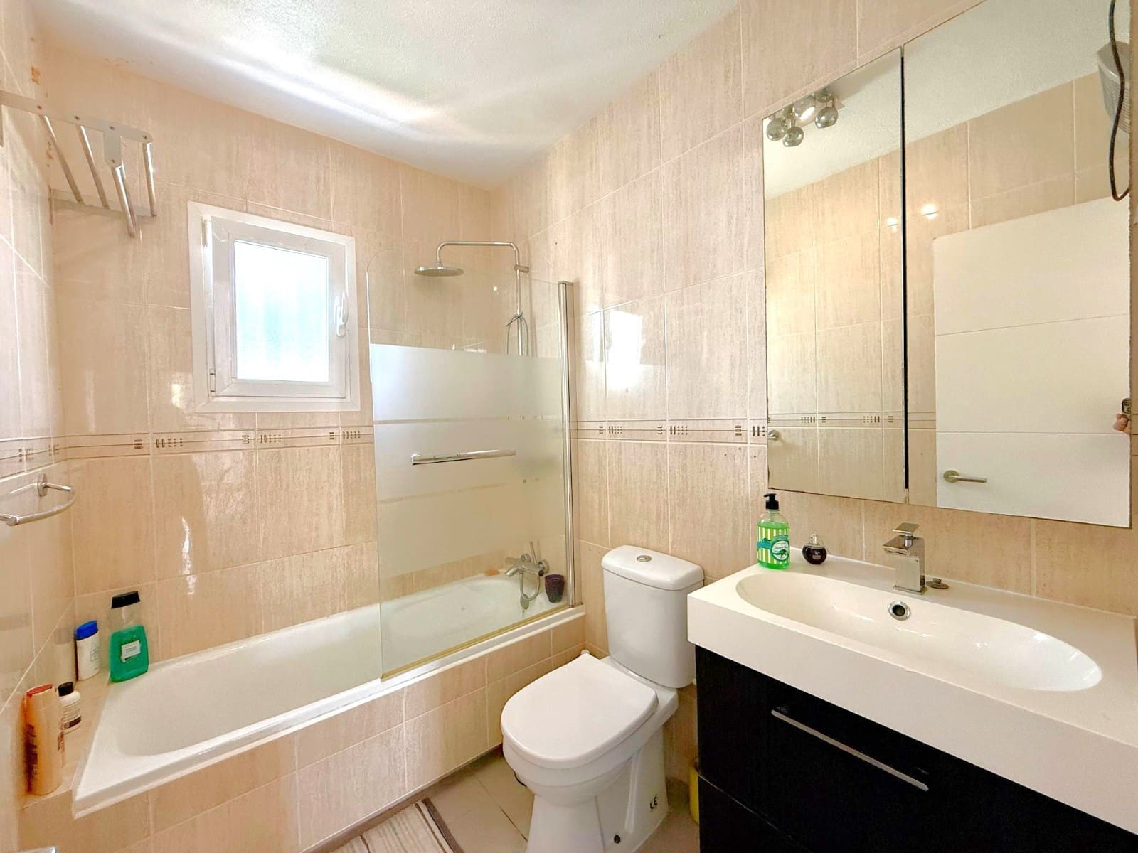 3 soveværelse Byhus til salg i Villamartin med swimmingpool - € 265.000 (Ref: 9961985)