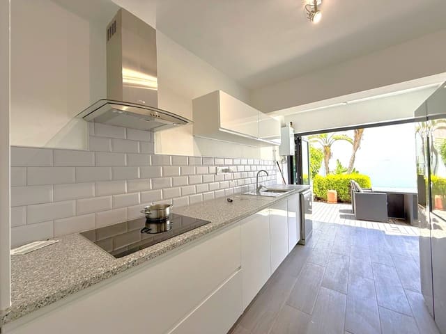 3 soveværelse Byhus til salg i Villamartin, Orihuela med swimmingpool - € 265.000 (Ref: 9961985)