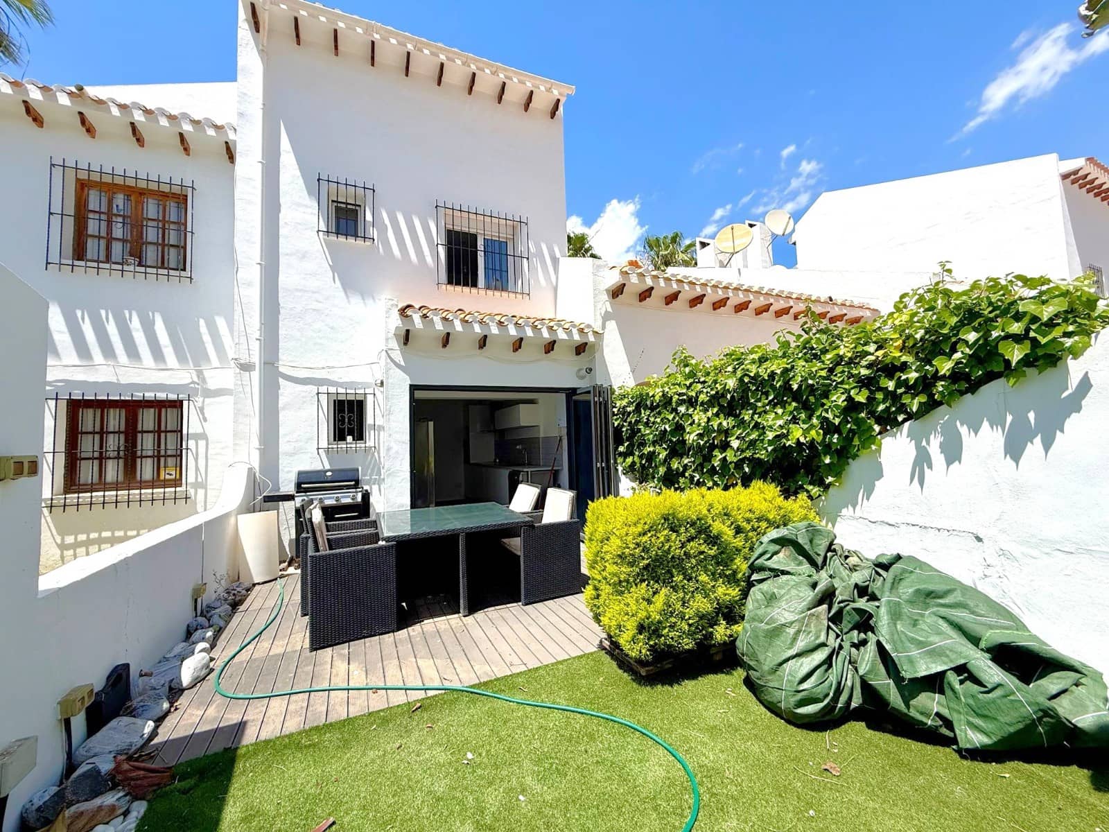 3 soveværelse Byhus til salg i Villamartin med swimmingpool - € 265.000 (Ref: 9961985)
