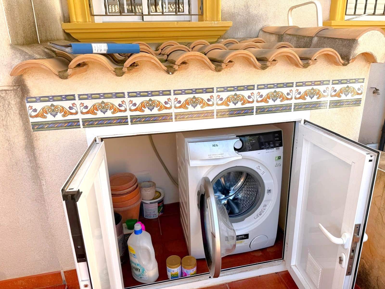 2 makuuhuone Omakotitalo myytävänä paikassa Orihuela Costa mukana uima-altaan - 221 000 € (Ref: 9961986)