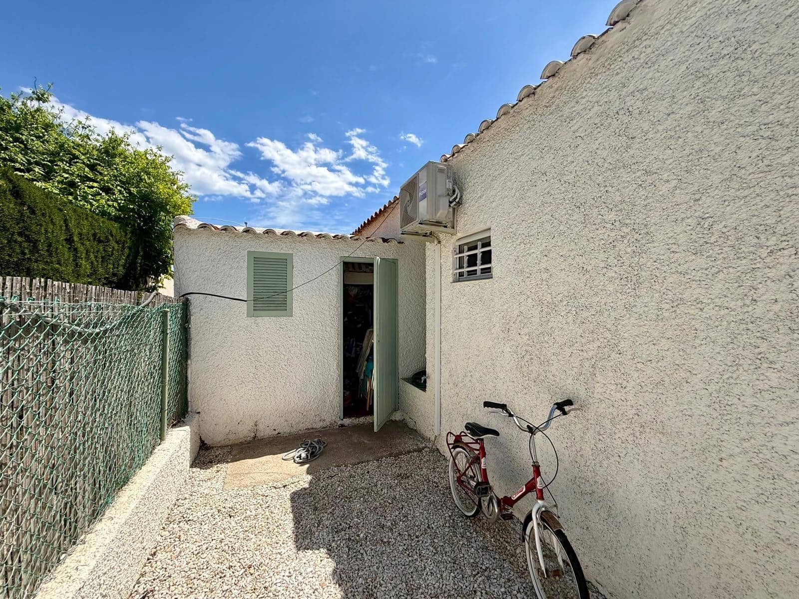 3 soverom Kjedet enebolig til salgs i Campoamor med svømmebasseng - € 435 000 (Ref: 9961987)