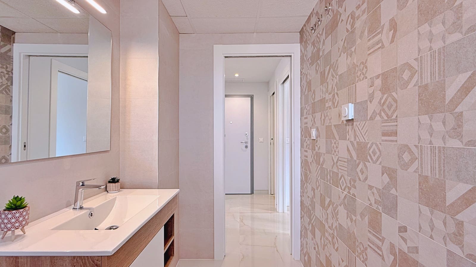 Apartamento de 2 habitaciones en Orihuela Costa en venta - 295.000 € (Ref: 9968066)