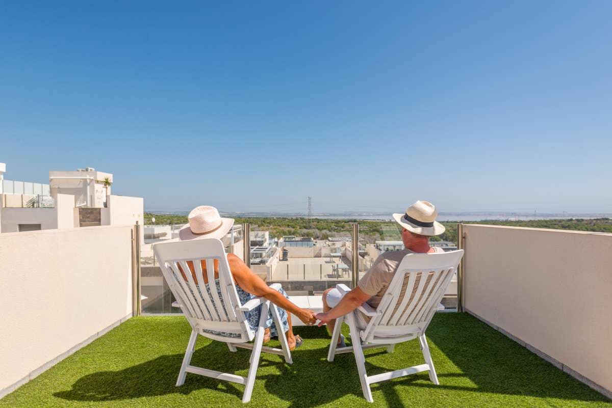 3 slaapkamer Villa te koop in Orihuela Costa met zwembad - € 375.000 (Ref: 9968109)