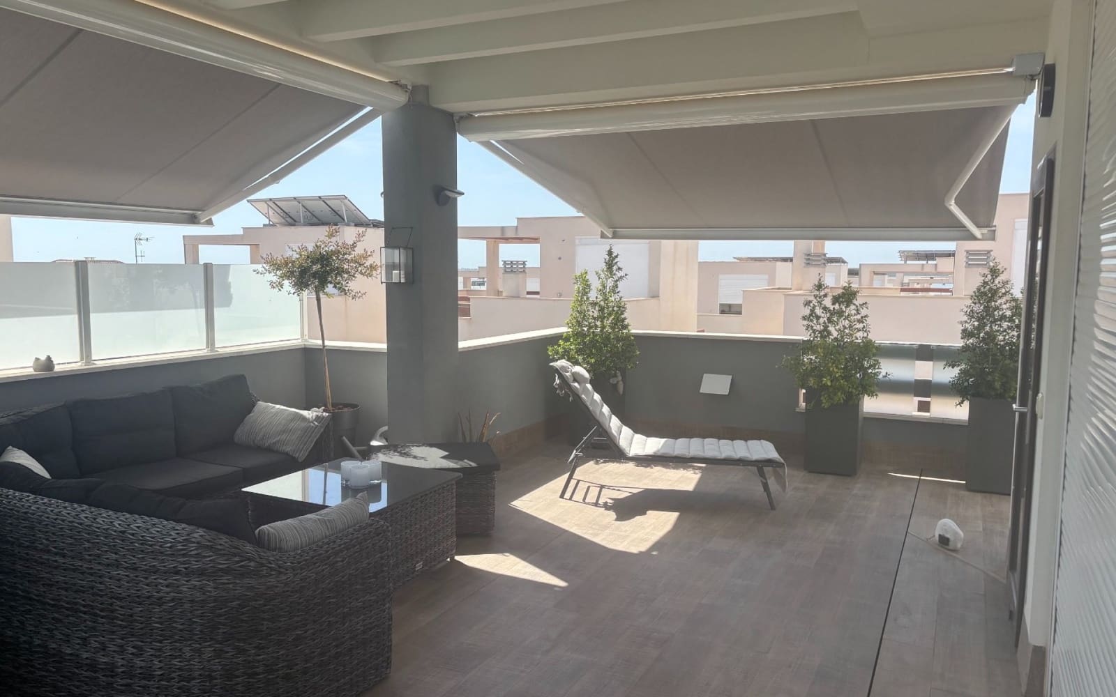 3 camera da letto Villa in vendita in Pueblo Bravo con piscina - 375.000 € (Rif: 9971514)