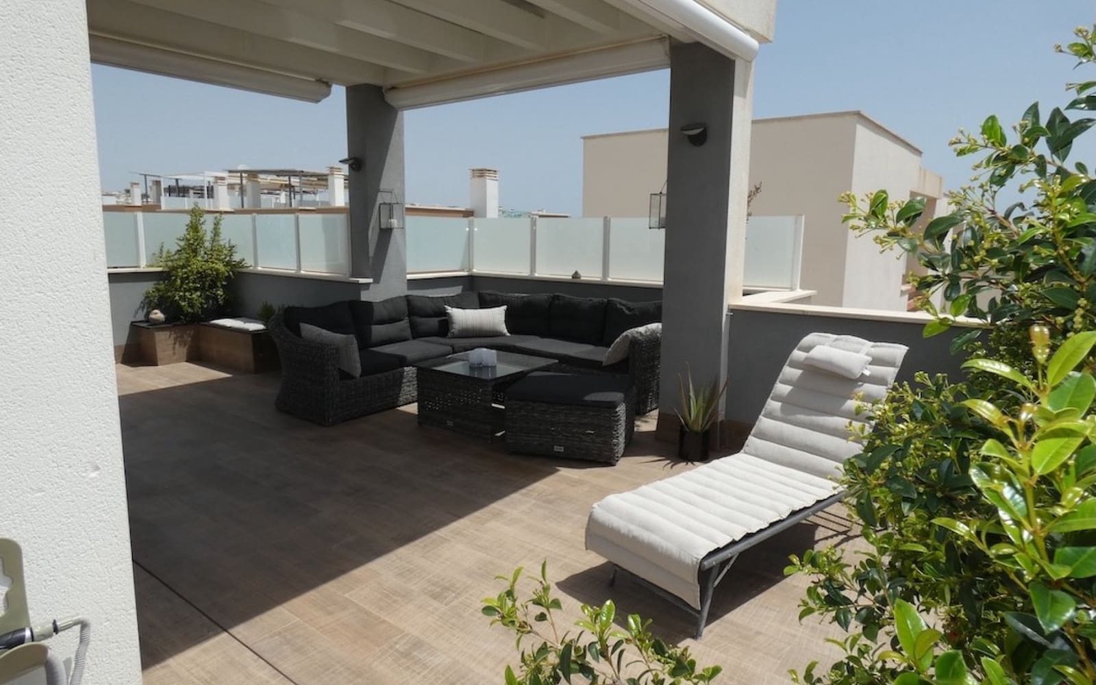3 camera da letto Villa in vendita in Pueblo Bravo con piscina - 375.000 € (Rif: 9971514)