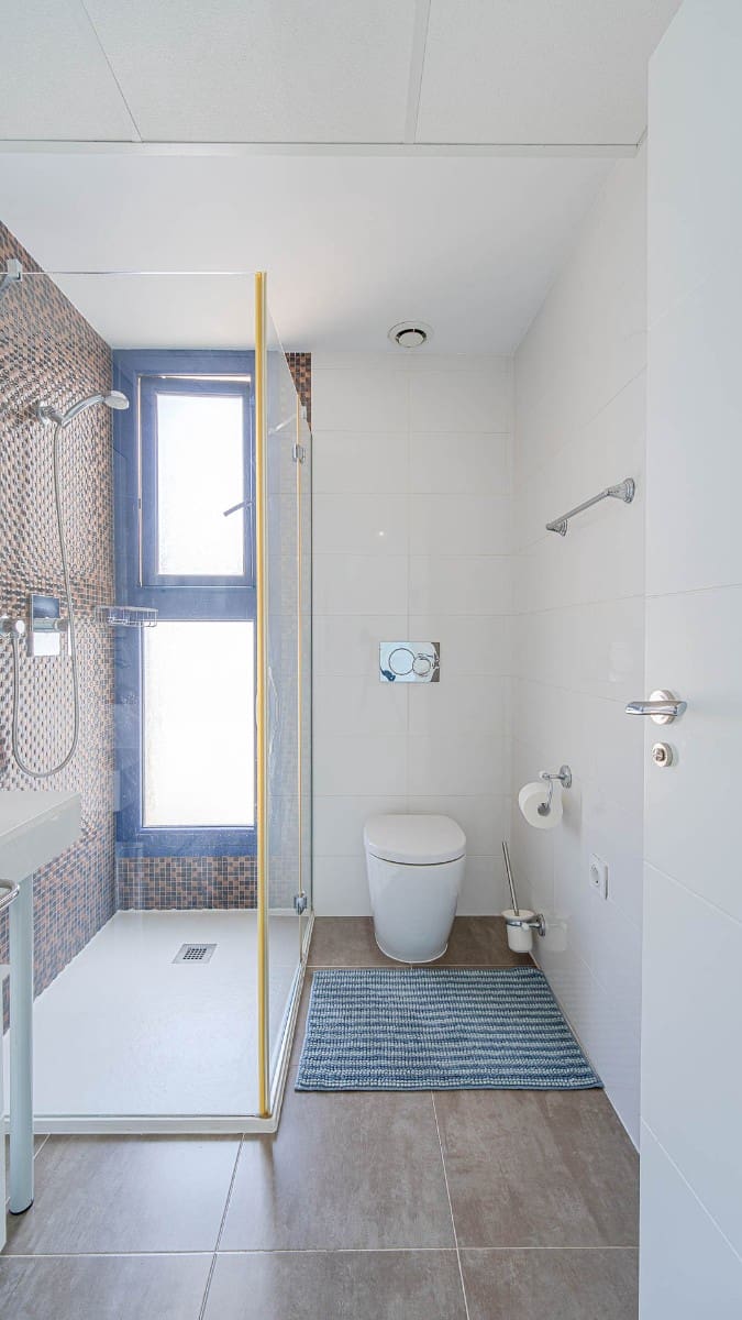 Apartamento de 2 habitaciones en Orihuela Costa en venta con piscina garaje - 450.000 € (Ref: 9972945)