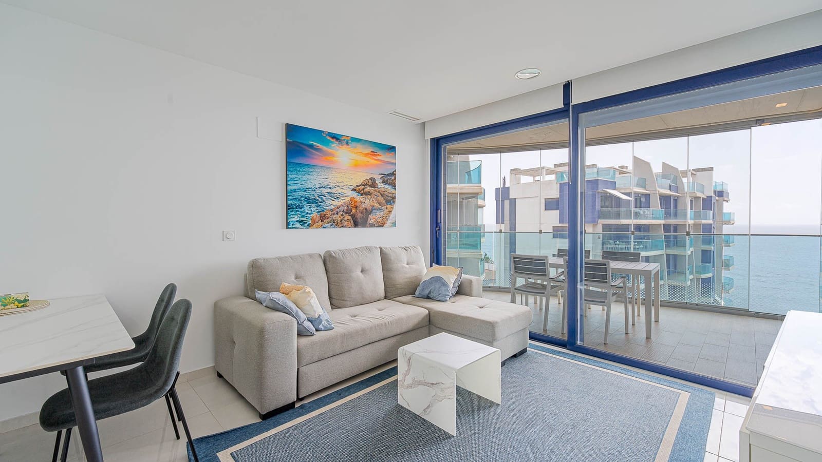 Apartamento de 2 habitaciones en Orihuela Costa en venta con piscina garaje - 450.000 € (Ref: 9972945)