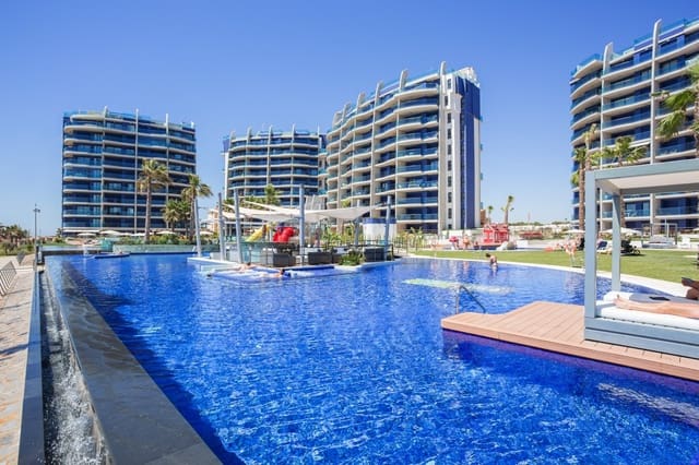 Apartamento de 2 habitaciones en Punta Prima, Orihuela en venta con piscina garaje - 450.000 € (Ref: 9972945)