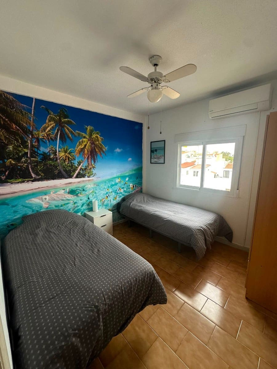 2 quarto Apartamento para venda em Torrevieja com piscina - 169 900 € (Ref: 9977357)