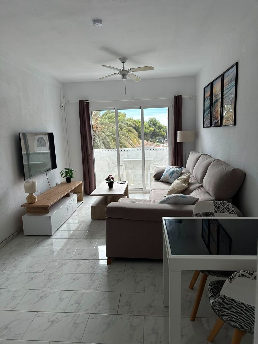 2 quarto Apartamento para venda em Torrevieja com piscina - 169 900 € (Ref: 9977357)