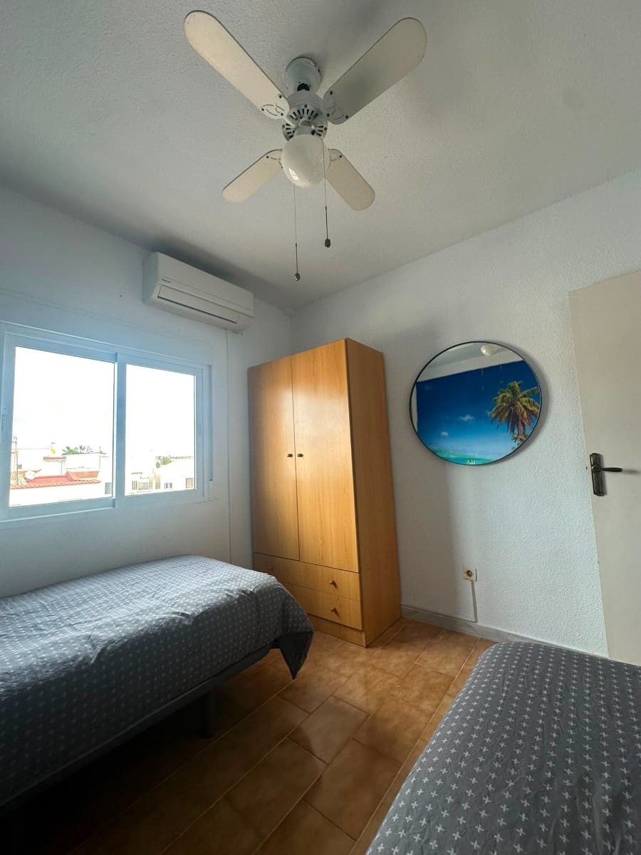 2 quarto Apartamento para venda em Torrevieja com piscina - 169 900 € (Ref: 9977357)