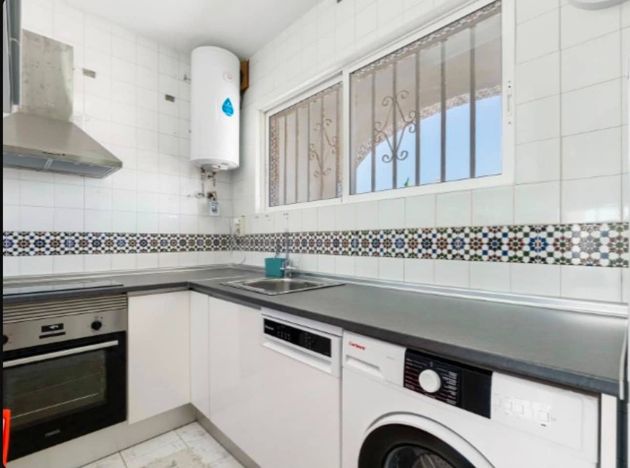2 quarto Apartamento para venda em Torrevieja com piscina - 169 900 € (Ref: 9977357)