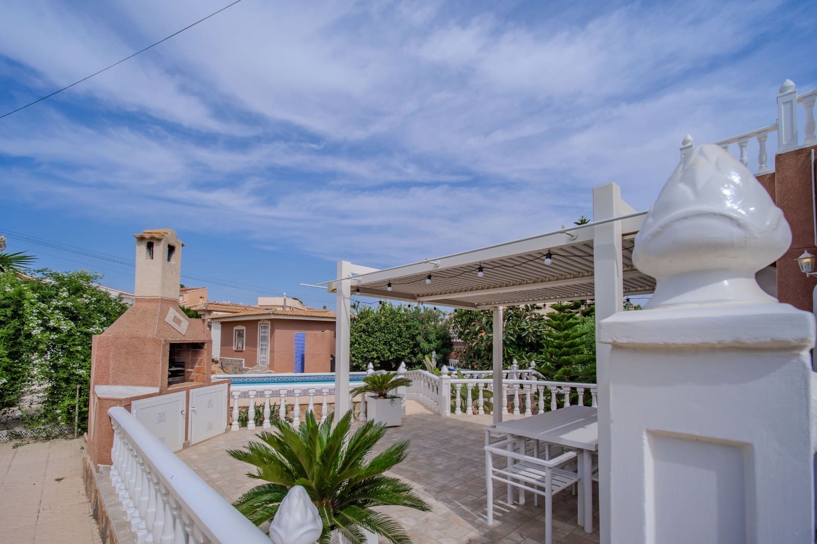 3 soverom Villa til salgs i Ciudad Quesada med svømmebasseng - € 394 999 (Ref: 9977658)
