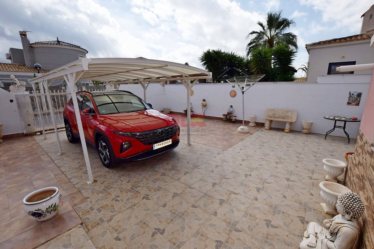 4 chambre Villa/Maison à vendre à Cabo Roig - 690 000 € (Ref: 9978442)