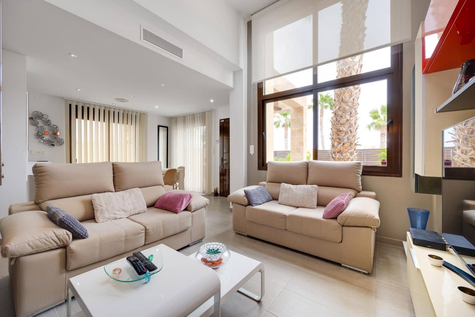3 soveværelse Villa til salg i Ciudad Quesada med swimmingpool - € 379.969 (Ref: 9984493)