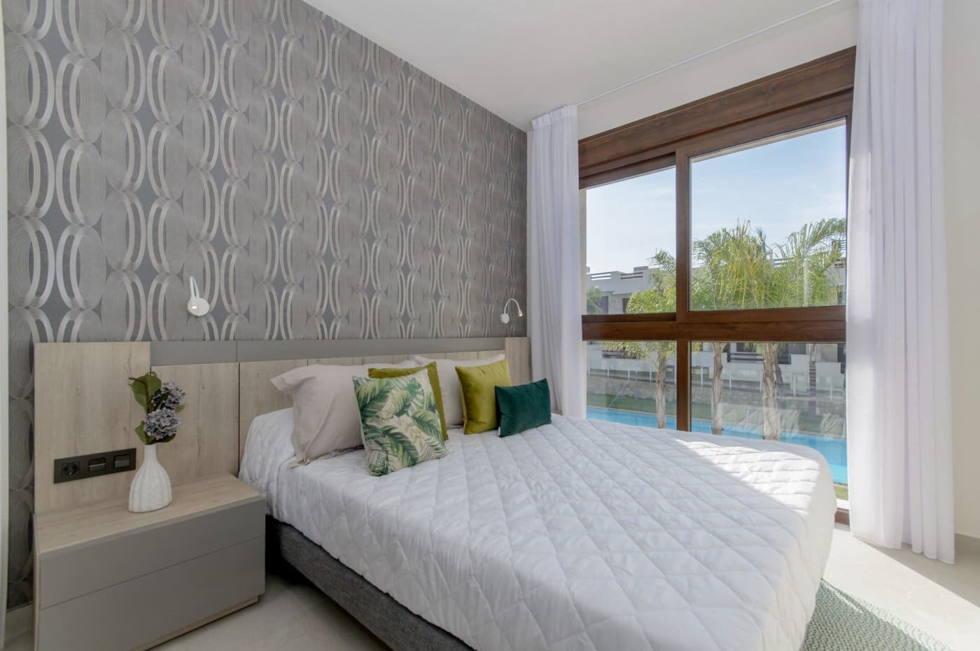 2 quarto Bungalow para venda em Los Balcones com piscina - 320 000 € (Ref: 9986395)