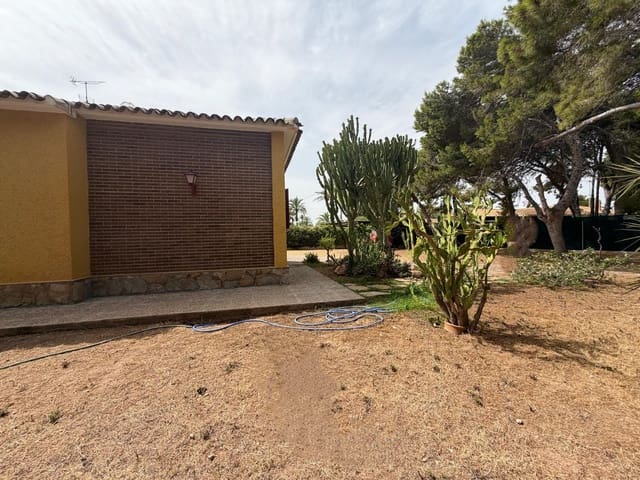 4 Zimmer Villa zu verkaufen in Cabo Roig, Orihuela mit Garage - 3.200.000 € (Ref: 9990203)