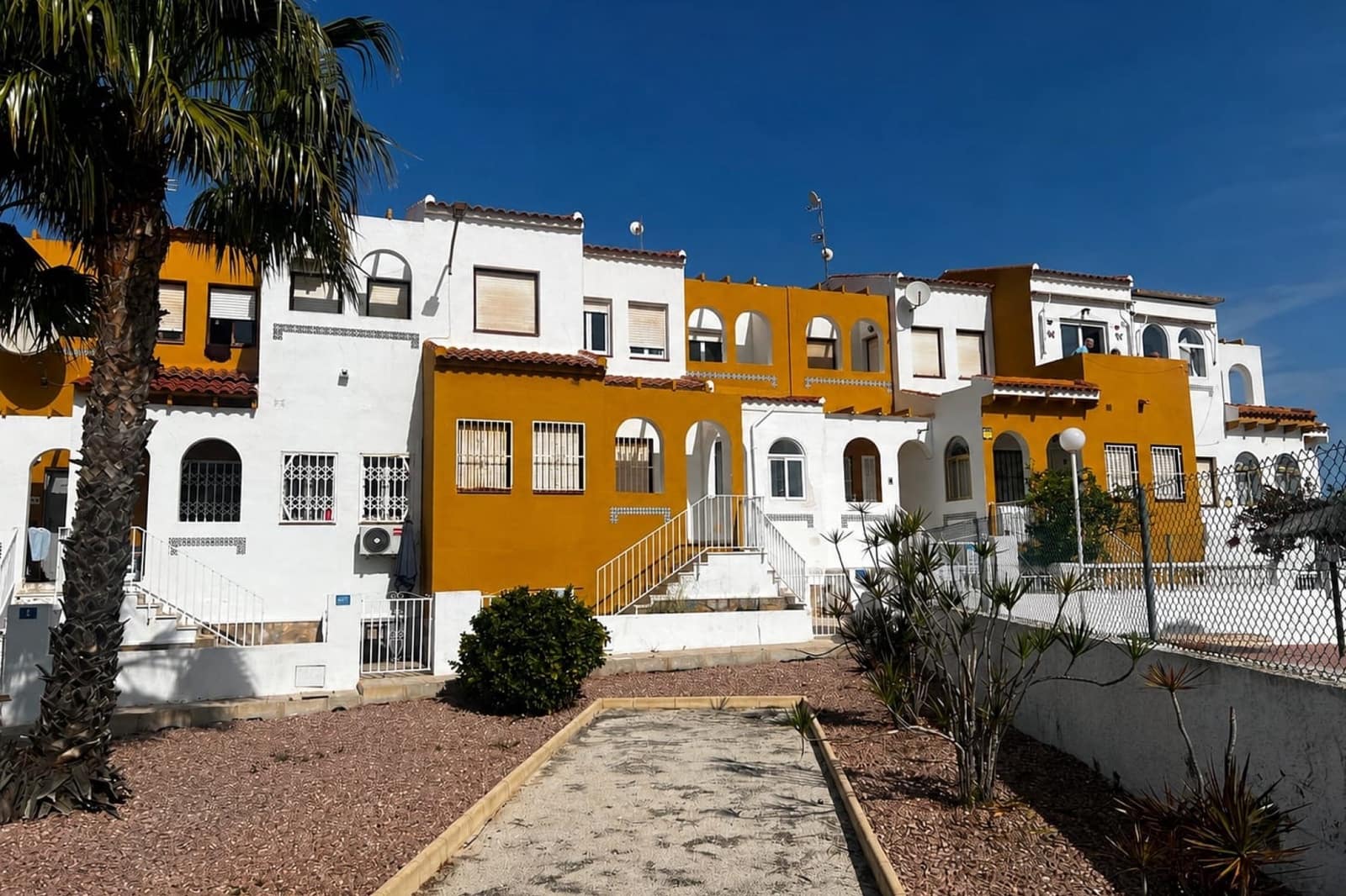 1 soveværelse Lejlighed til salg i Ciudad Quesada med swimmingpool - € 110.000 (Ref: 9990204)