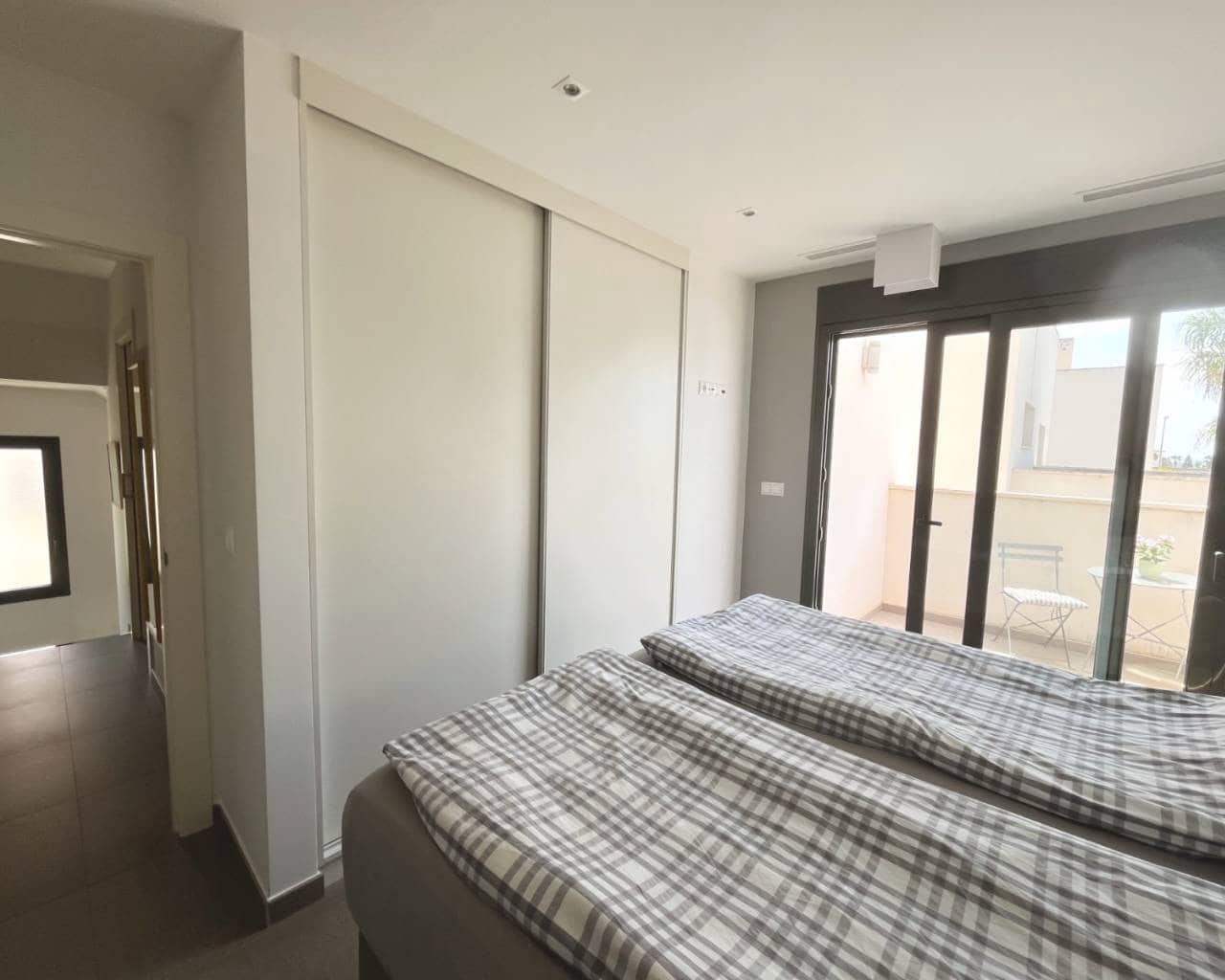 2 makuuhuone Huvila myytävänä paikassa Pueblo Bravo mukana uima-altaan - 335 000 € (Ref: 9996054)