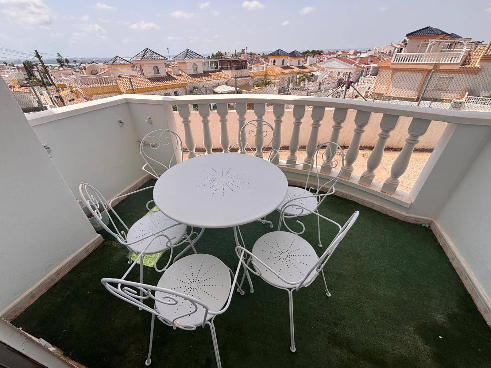 2 Zimmer Apartment zu verkaufen in Ciudad Quesada mit Pool - 124.500 € (Ref: 9996712)